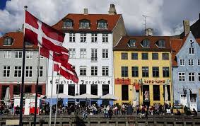Eigil Holm En Central Figur i Dansk Kultur