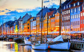 Eigil Holm En Central Figur i Dansk Kultur